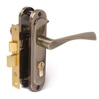AVERS 0823/60-AB бронза м/о 50 Замок врезной с/руч (24) AVERS 0823/60-AB бронза м/о 50 Замок врезной с/руч (24)