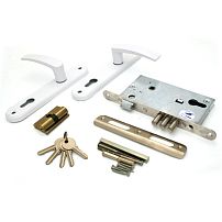 Рязань ЗВ 4-3 белый 78201 м/о 85мм Замок врезной с/руч (12) Рязань ЗВ 4-3 белый 78201 м/о 85мм Замок врезной с/руч (12)